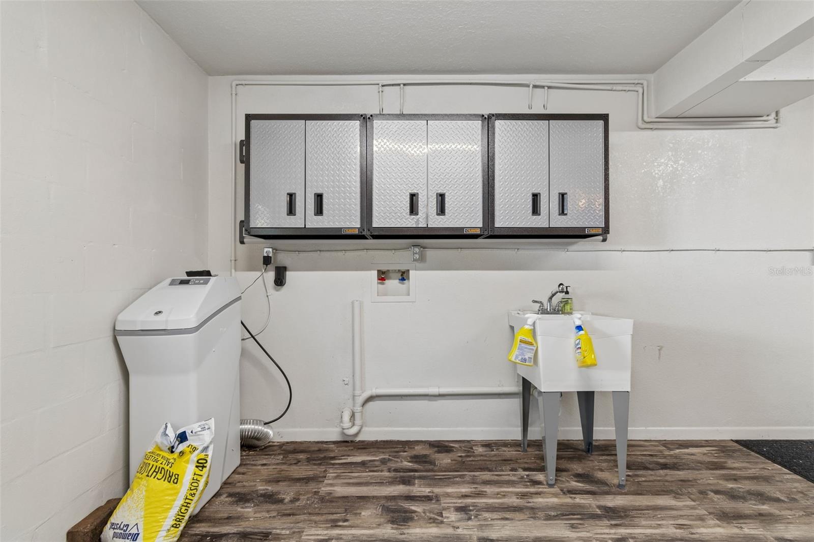 RIVIERA HEIGHTS 1ST ADD - Residential