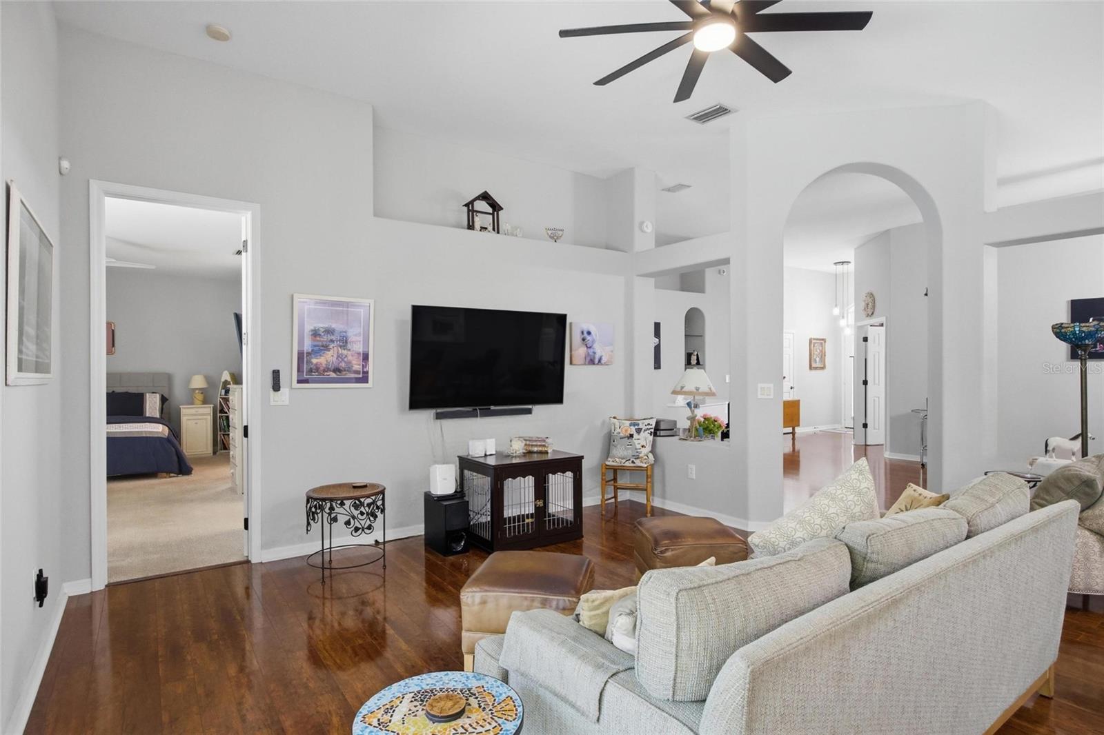 CREEKSIDE OAKS PH I - Residential