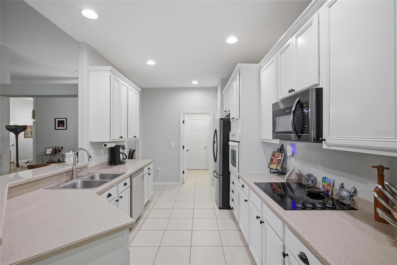 CREEKSIDE OAKS PH I - Residential