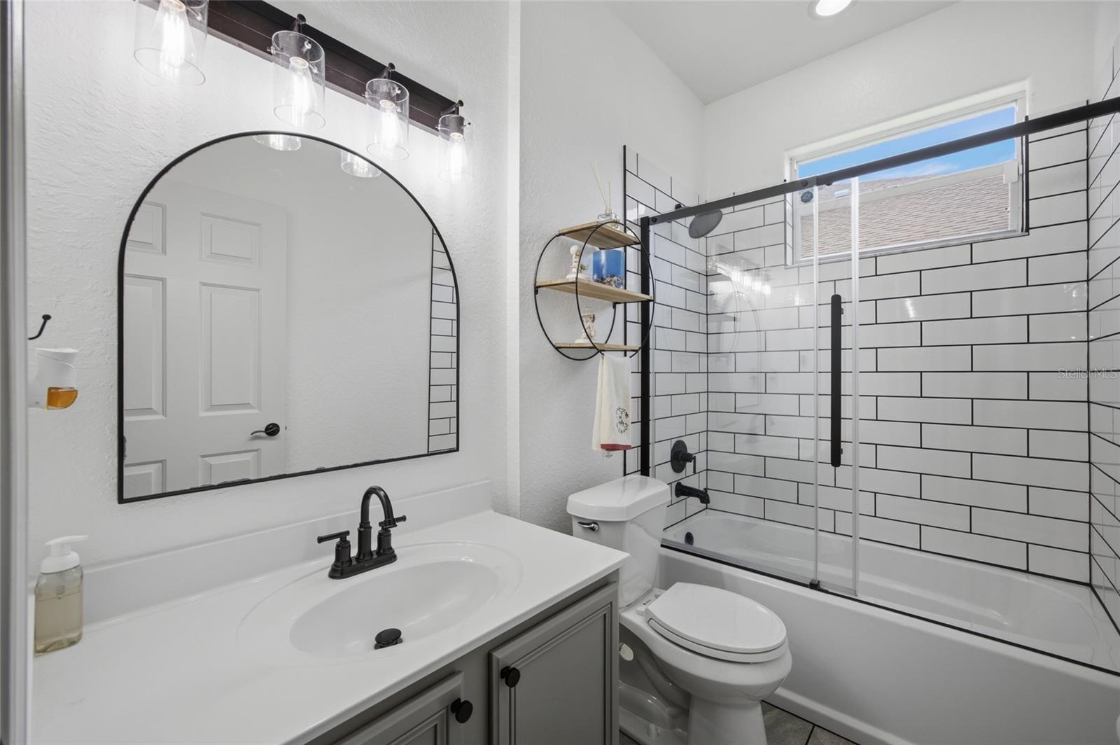 CREEKSIDE OAKS PH I - Residential