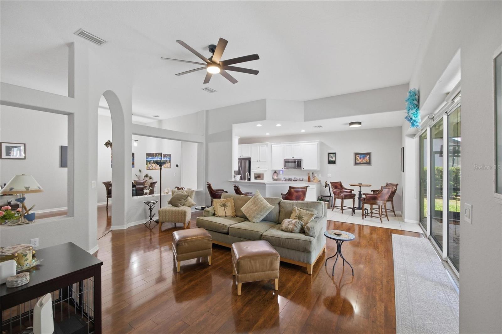 CREEKSIDE OAKS PH I - Residential