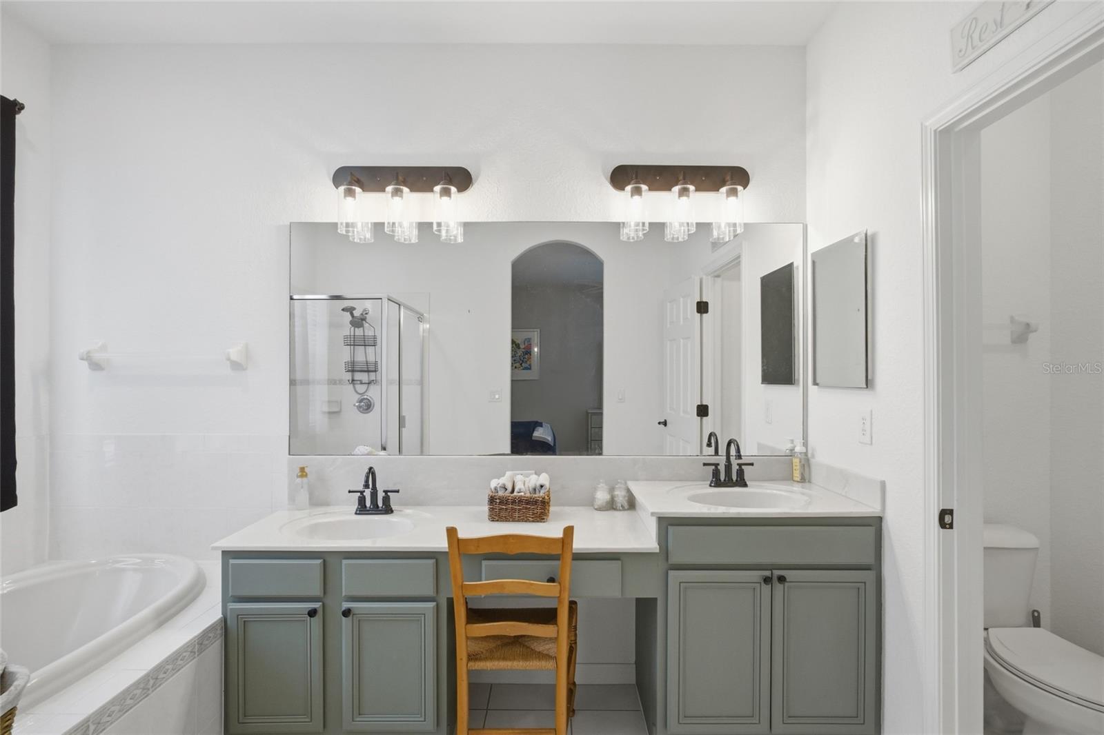 CREEKSIDE OAKS PH I - Residential