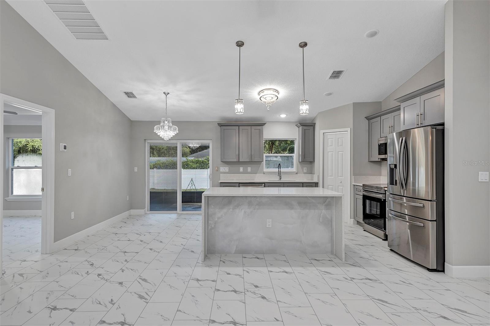 BELLEVIEW HEIGHTS ESTS (DIRT) - Residential