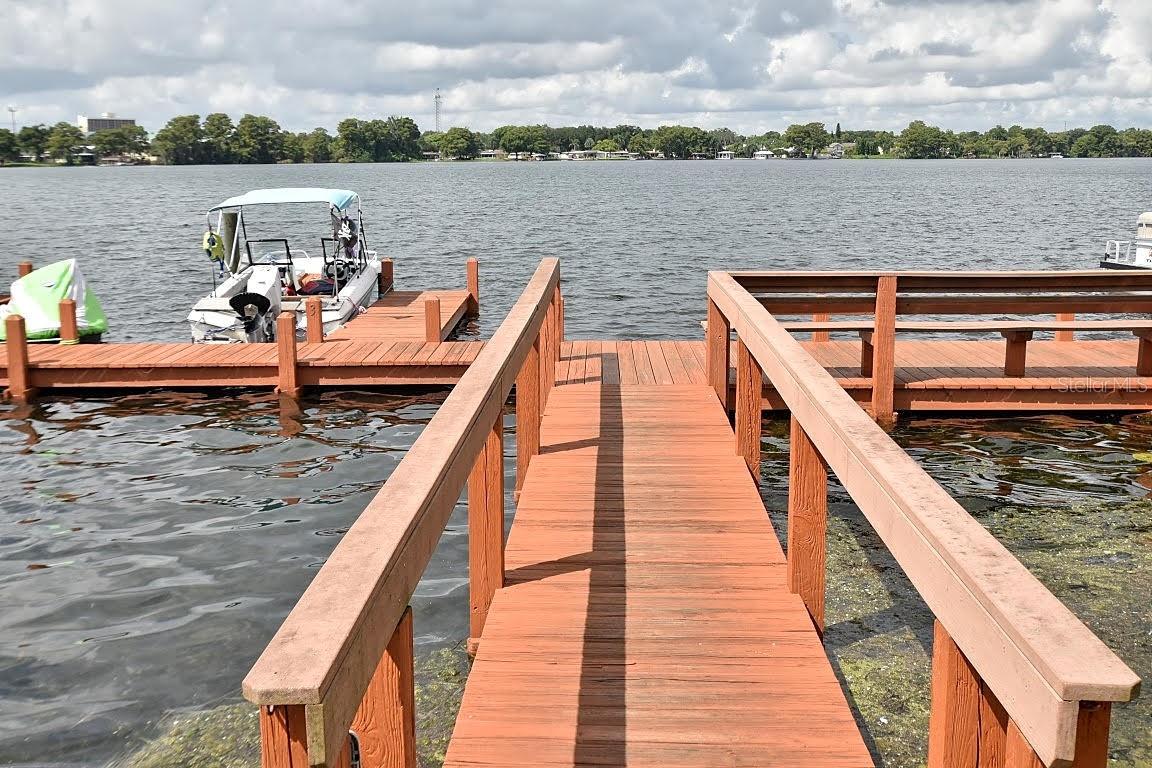 LAKE KILLARNEY CONDO - Residential Lease