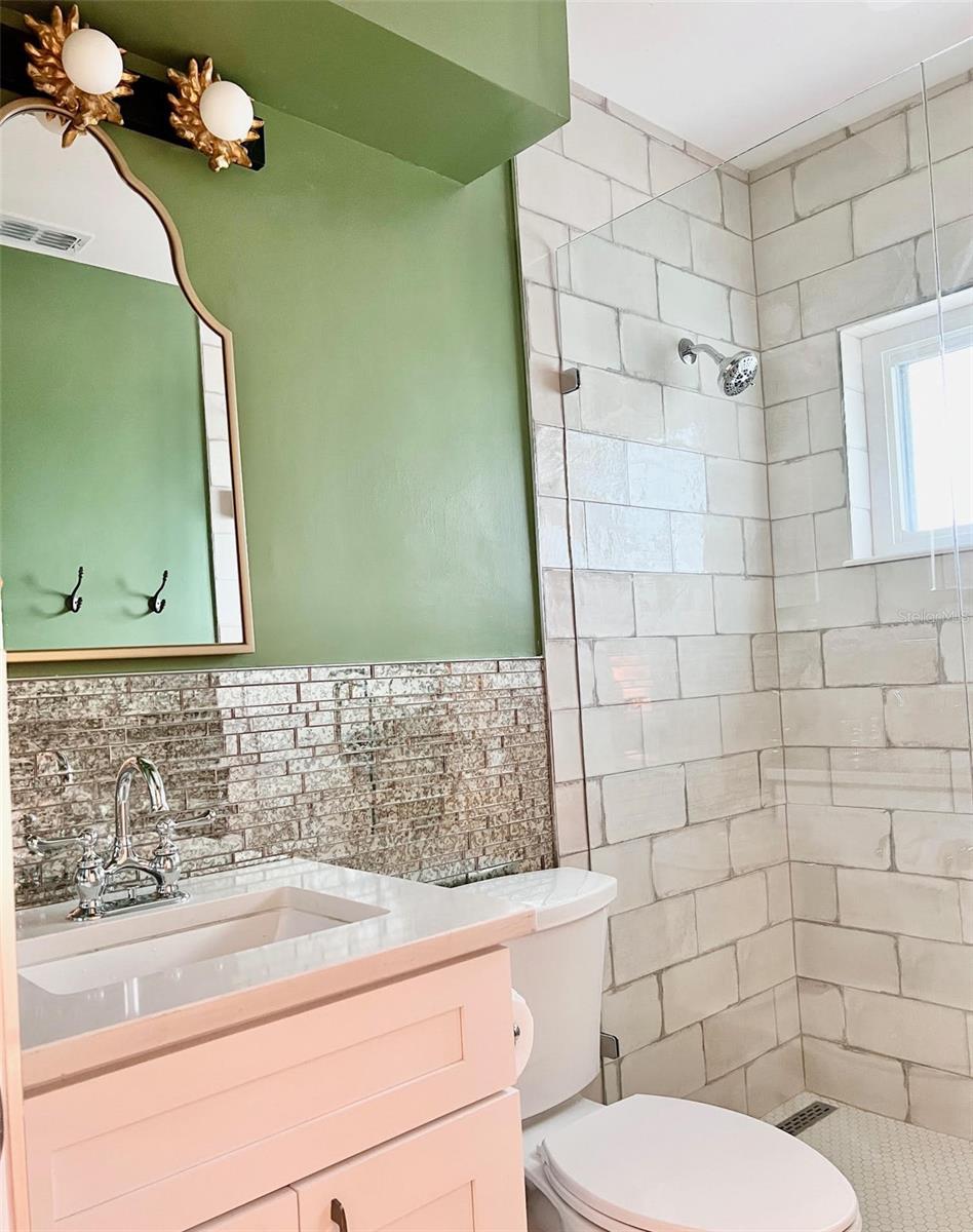 LAKE KILLARNEY CONDO - Residential Lease