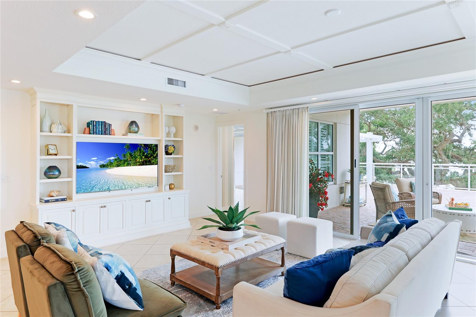 SUMMER COVE ON SIESTA - Residential