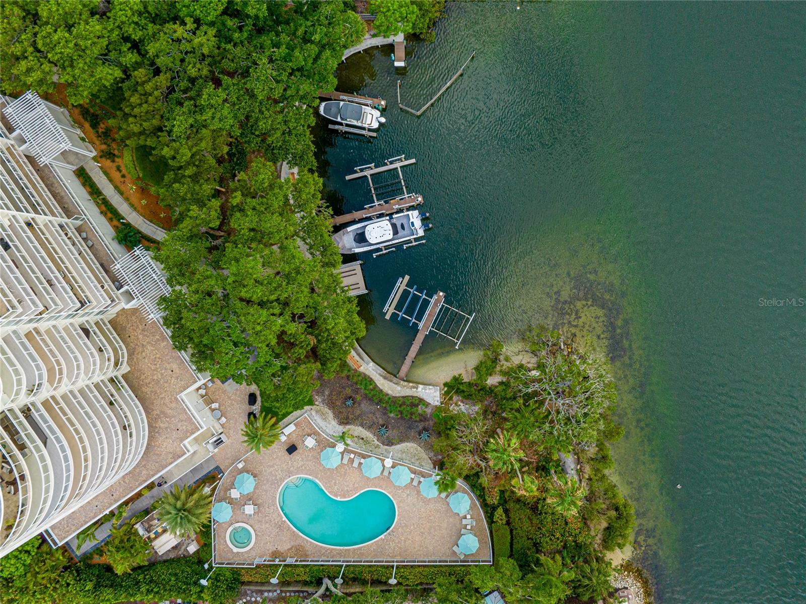 SUMMER COVE ON SIESTA - Residential