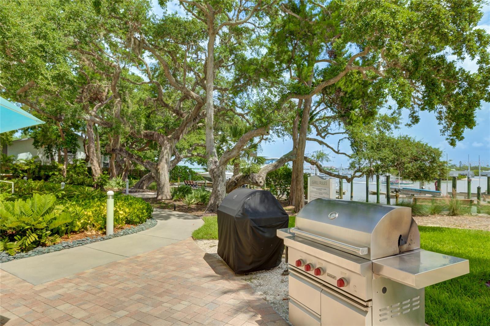 SUMMER COVE ON SIESTA - Residential