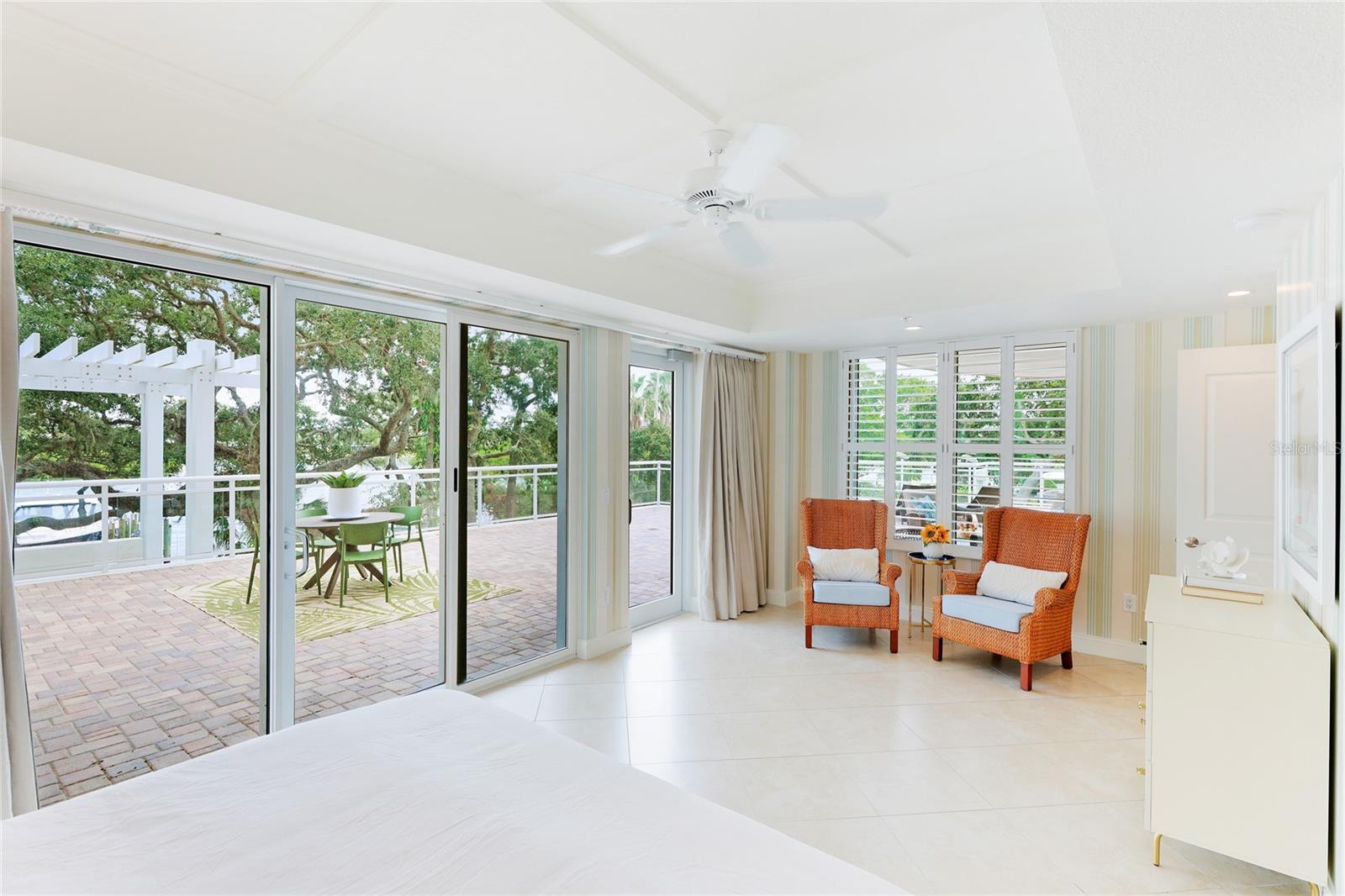 SUMMER COVE ON SIESTA - Residential