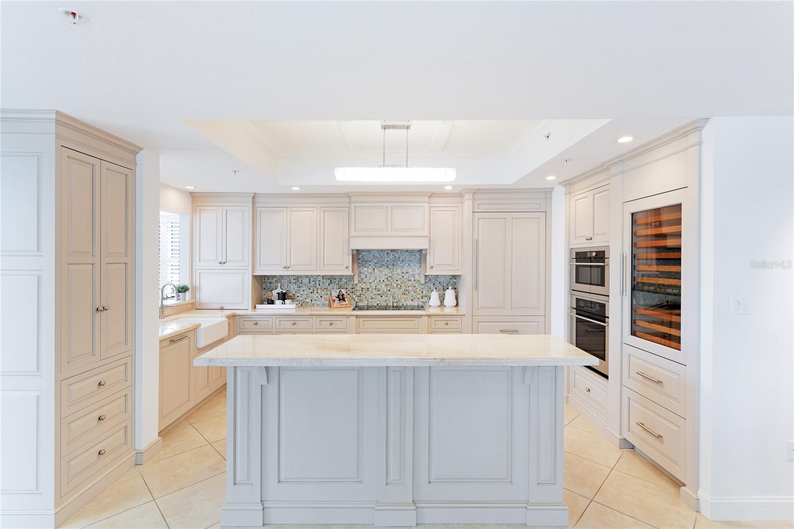 SUMMER COVE ON SIESTA - Residential