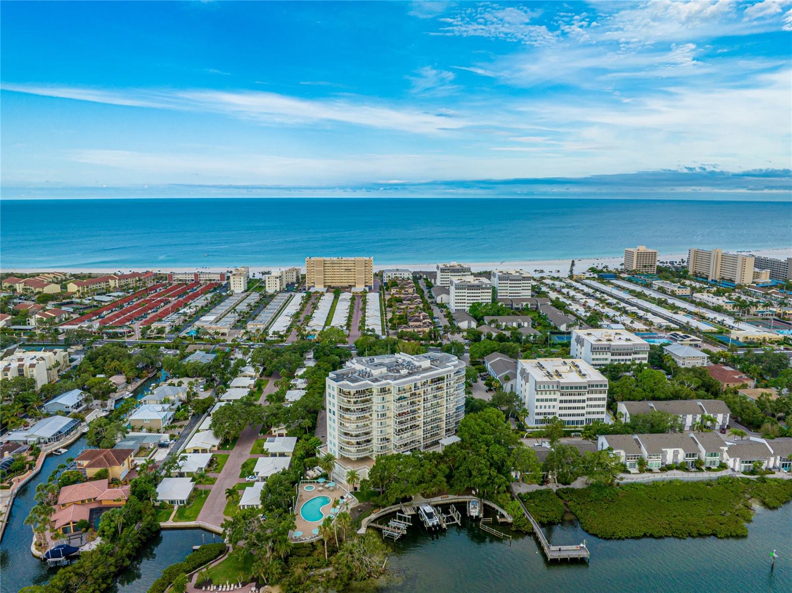 SUMMER COVE ON SIESTA - Residential