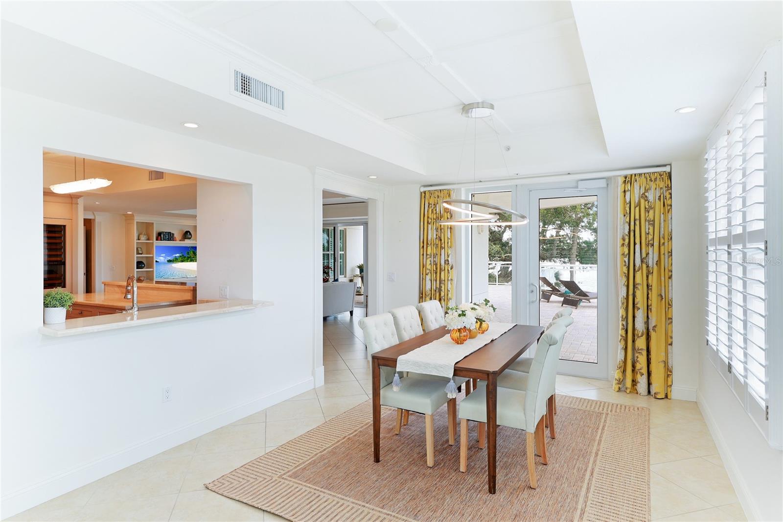 SUMMER COVE ON SIESTA - Residential