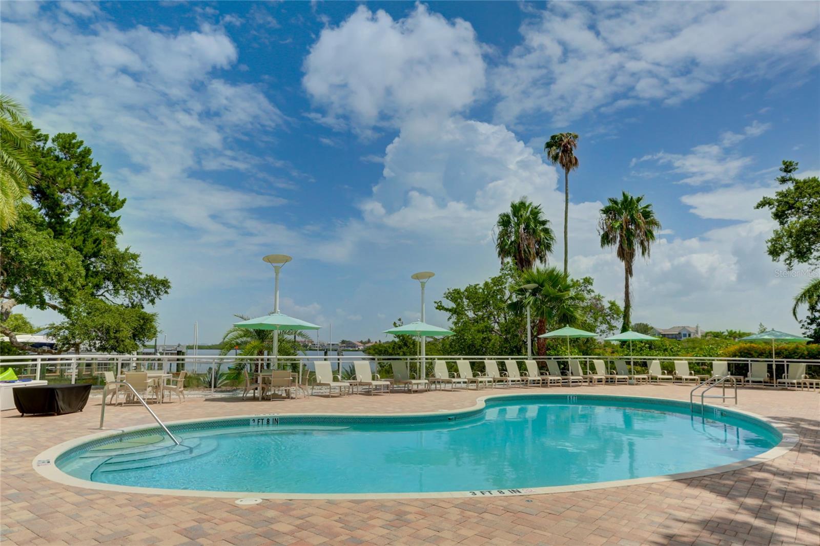 SUMMER COVE ON SIESTA - Residential