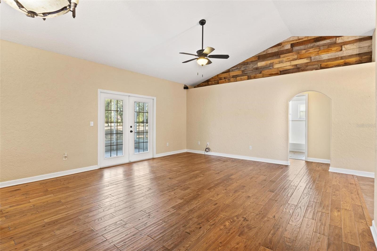 FRUITLAND PARK WINGSPREAD SUB - Residential