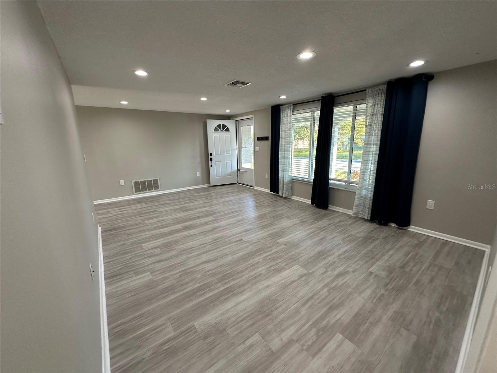 MAGNOLIA VALLEY - Residential