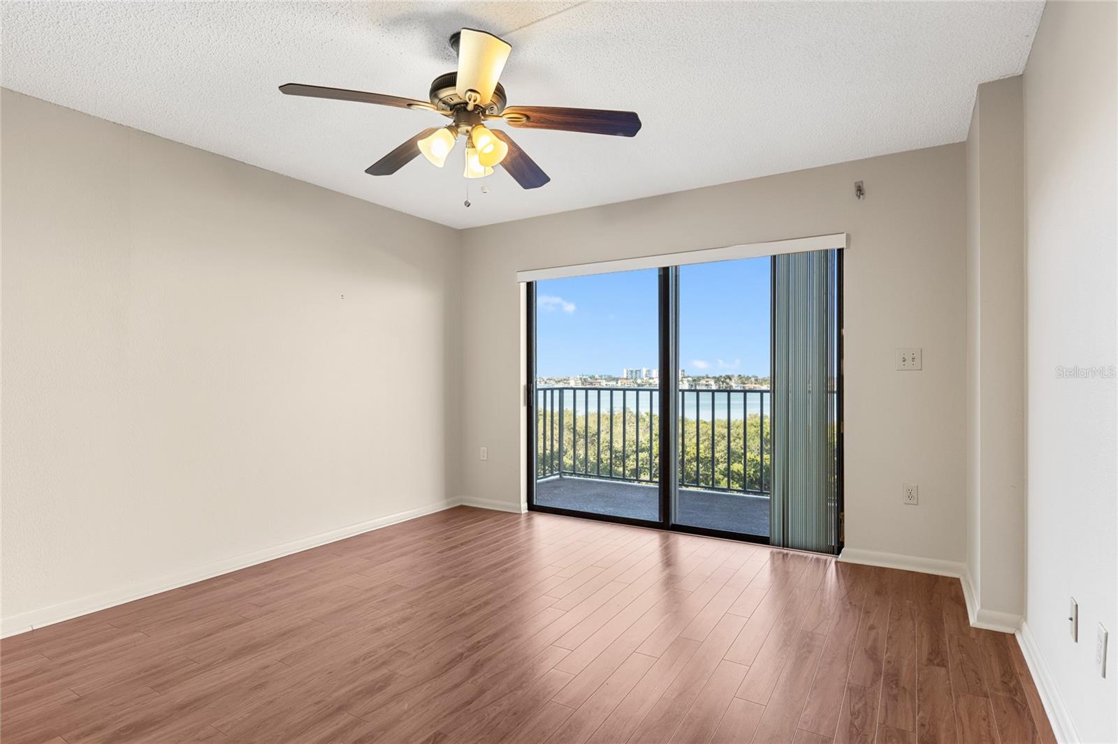 CHATEAU TOWER CONDO - Residential