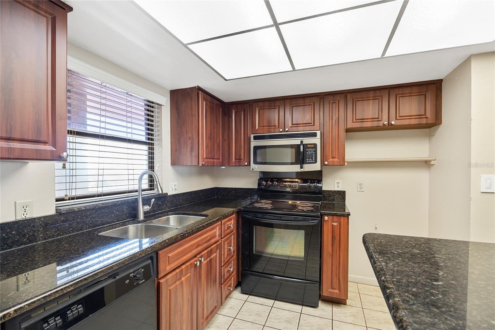 CHATEAU TOWER CONDO - Residential