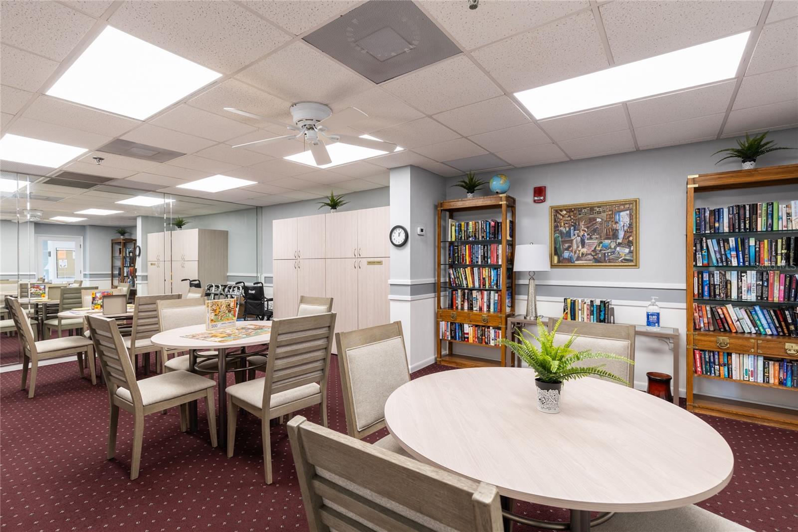 CHATEAU TOWER CONDO - Residential