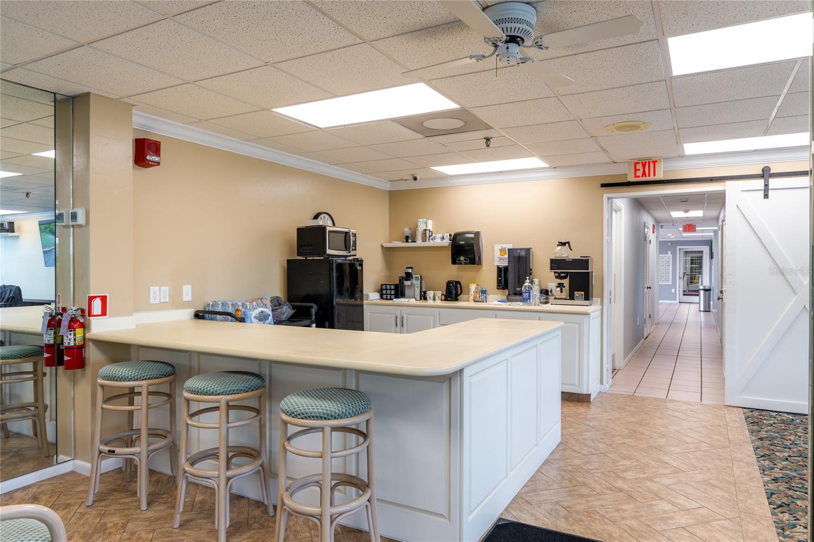 CHATEAU TOWER CONDO - Residential