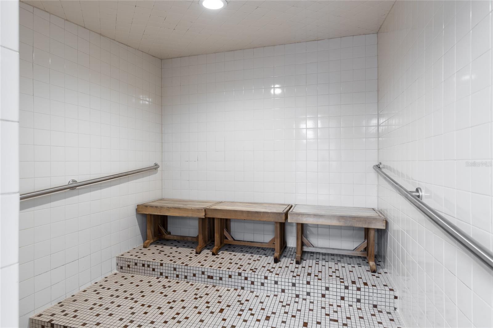 CHATEAU TOWER CONDO - Residential