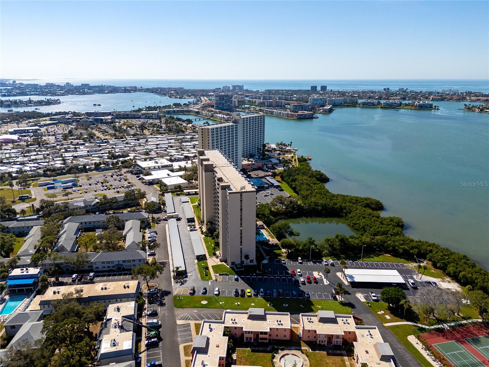 CHATEAU TOWER CONDO - Residential