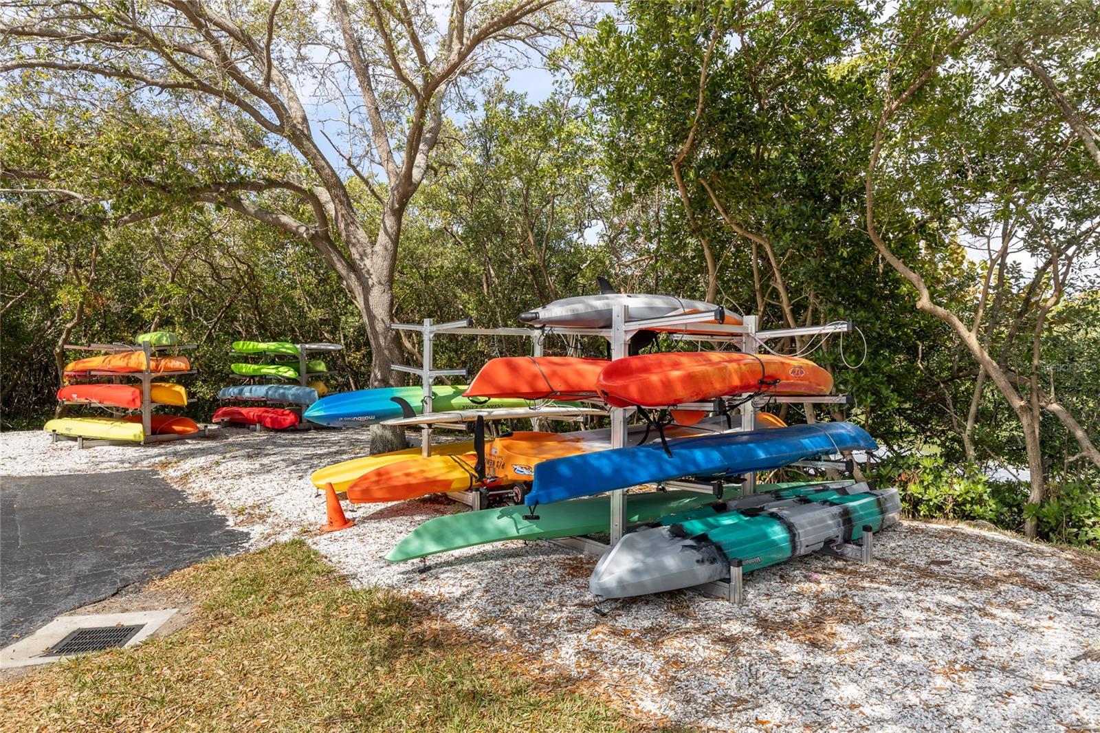 CHATEAU TOWER CONDO - Residential