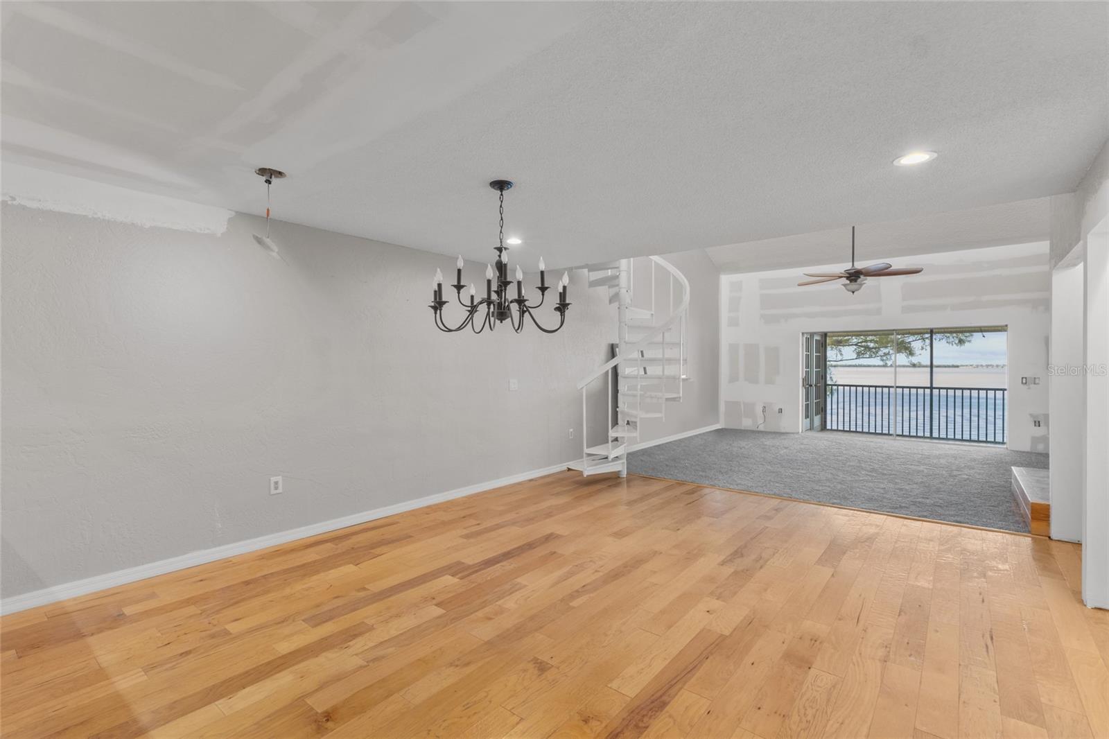 MARINERS COVE CONDO PH I - Residential