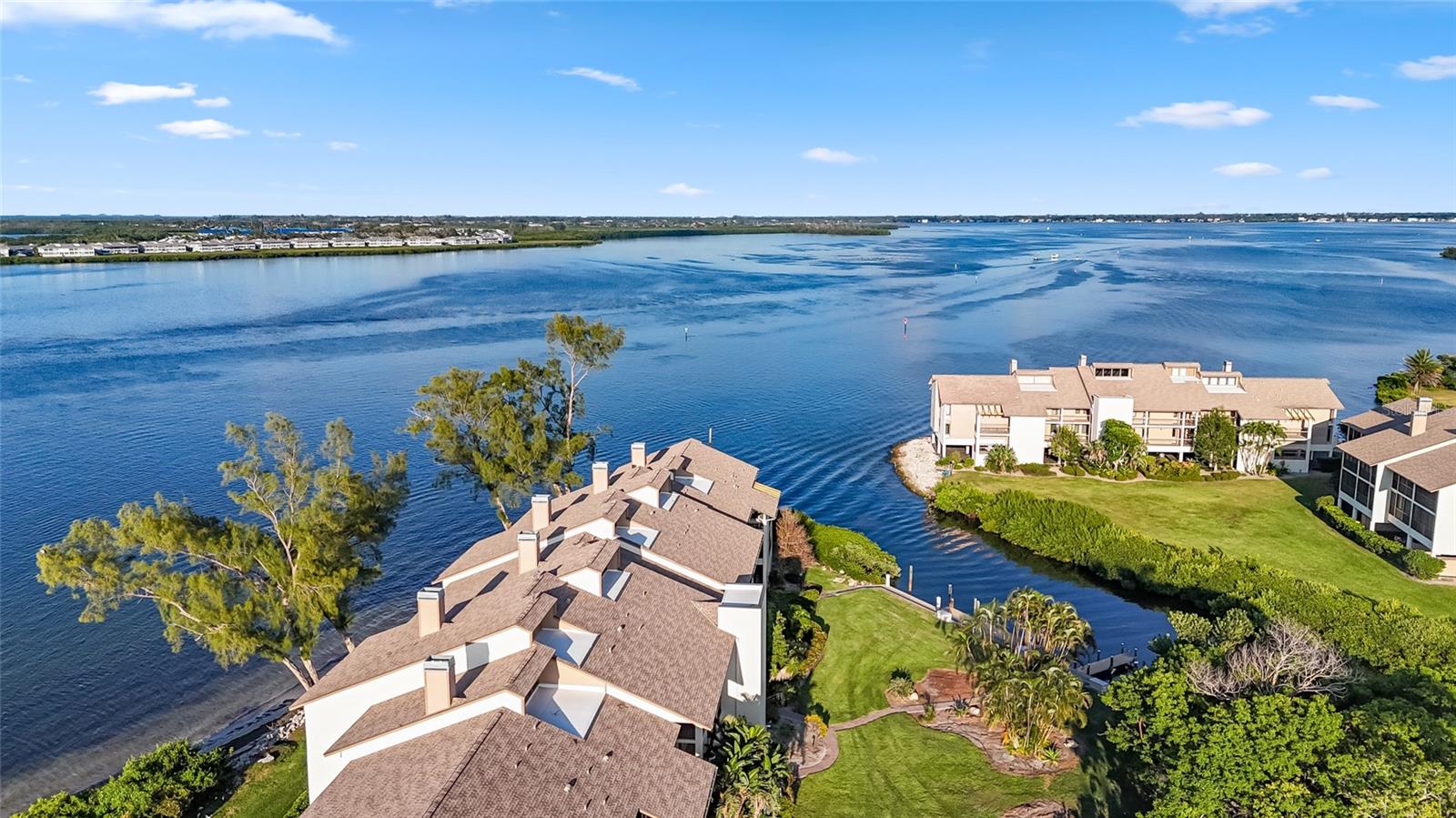 MARINERS COVE CONDO PH I - Residential