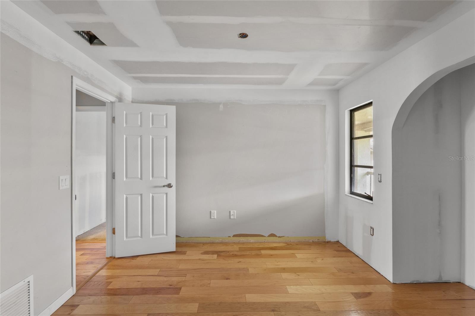 MARINERS COVE CONDO PH I - Residential