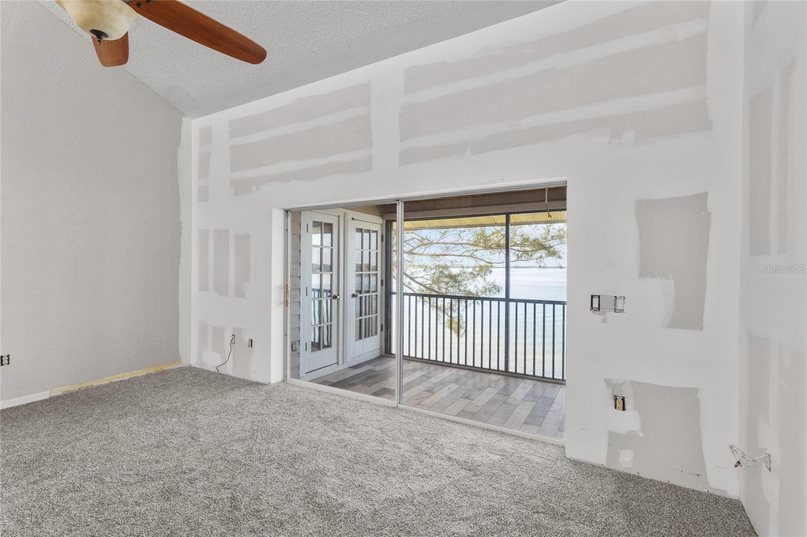 MARINERS COVE CONDO PH I - Residential