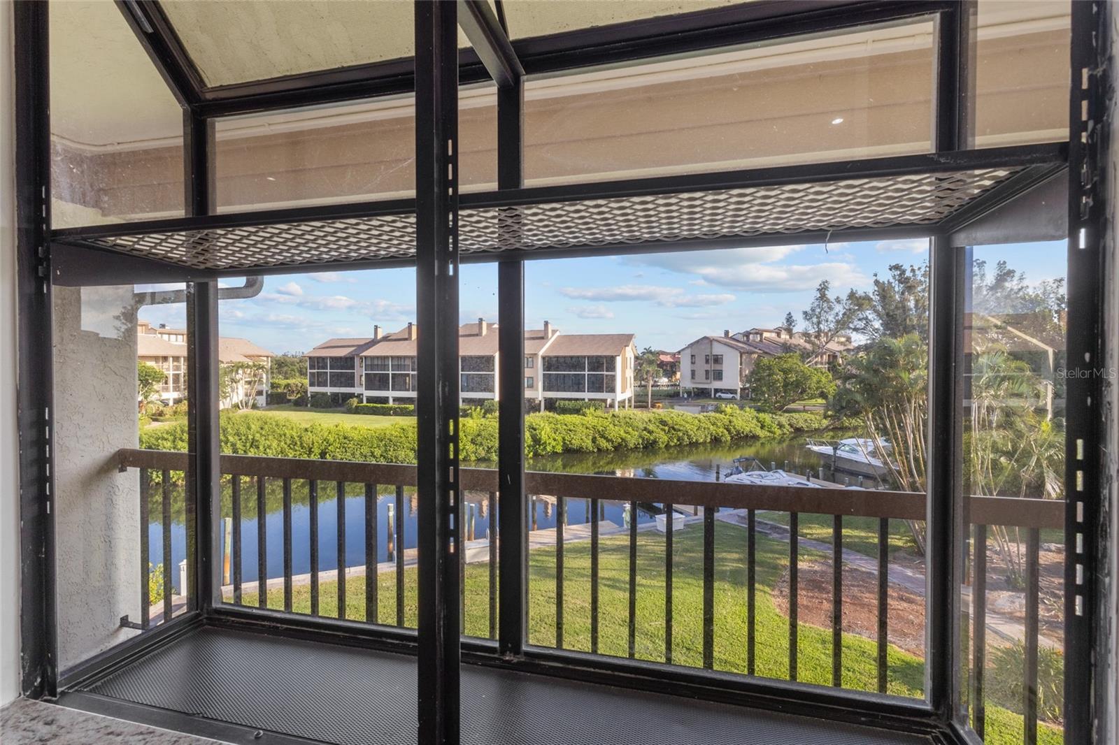 MARINERS COVE CONDO PH I - Residential