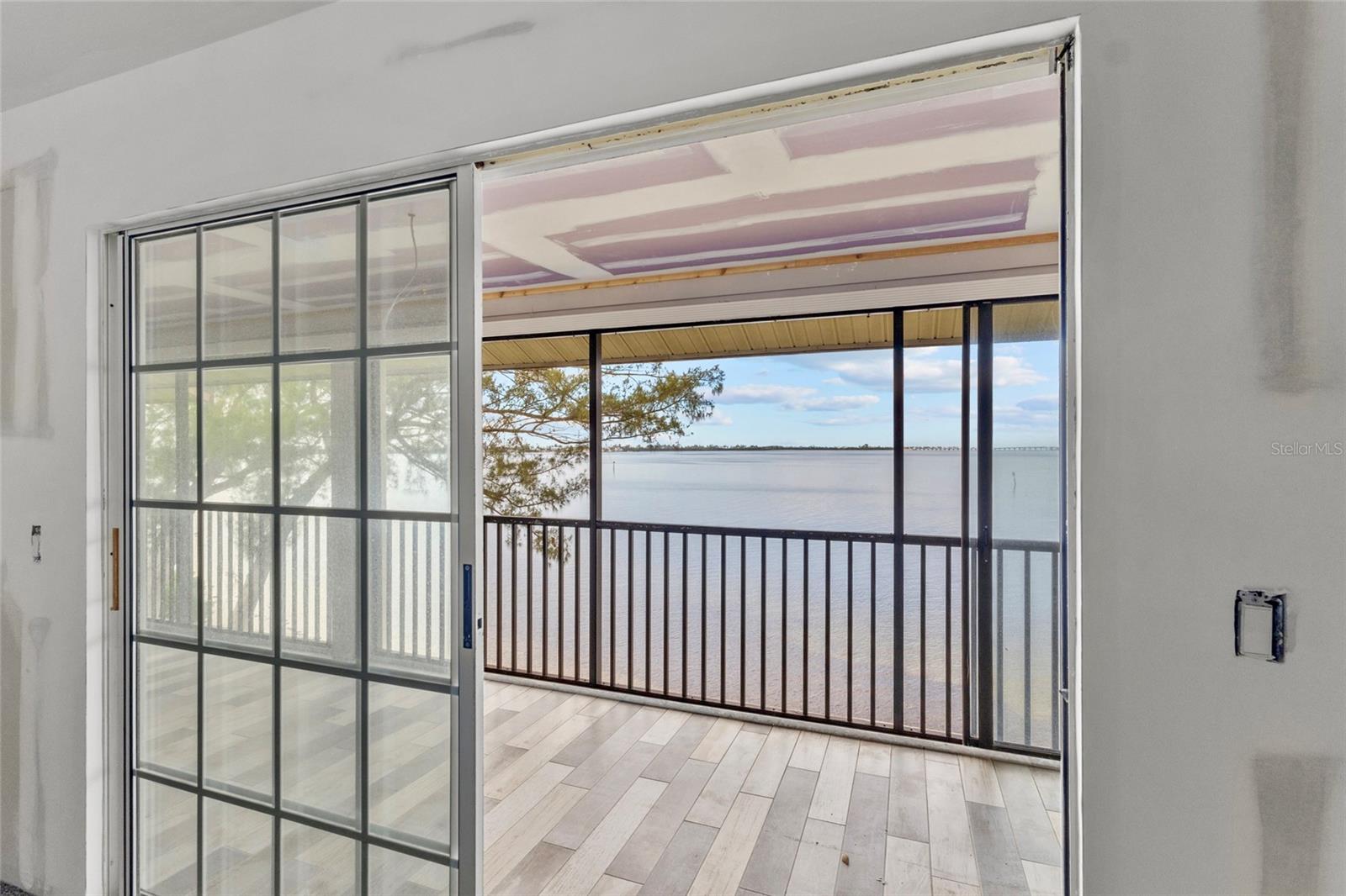 MARINERS COVE CONDO PH I - Residential