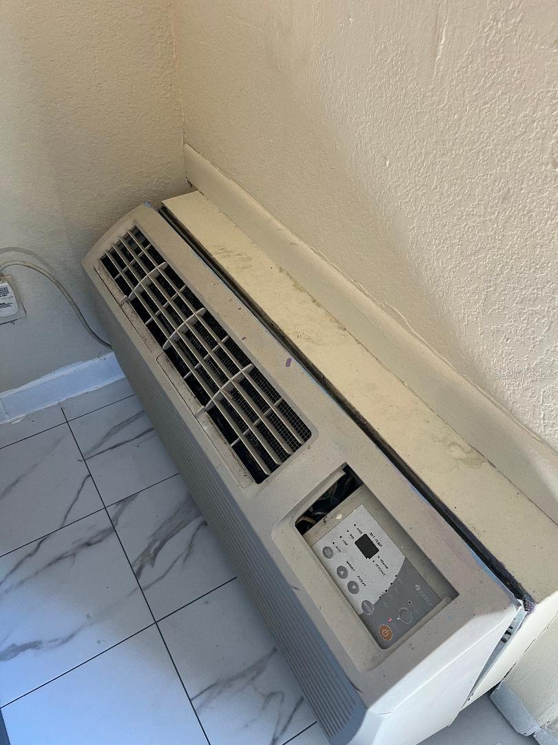 ALLIANCE CONDO - Residential Lease