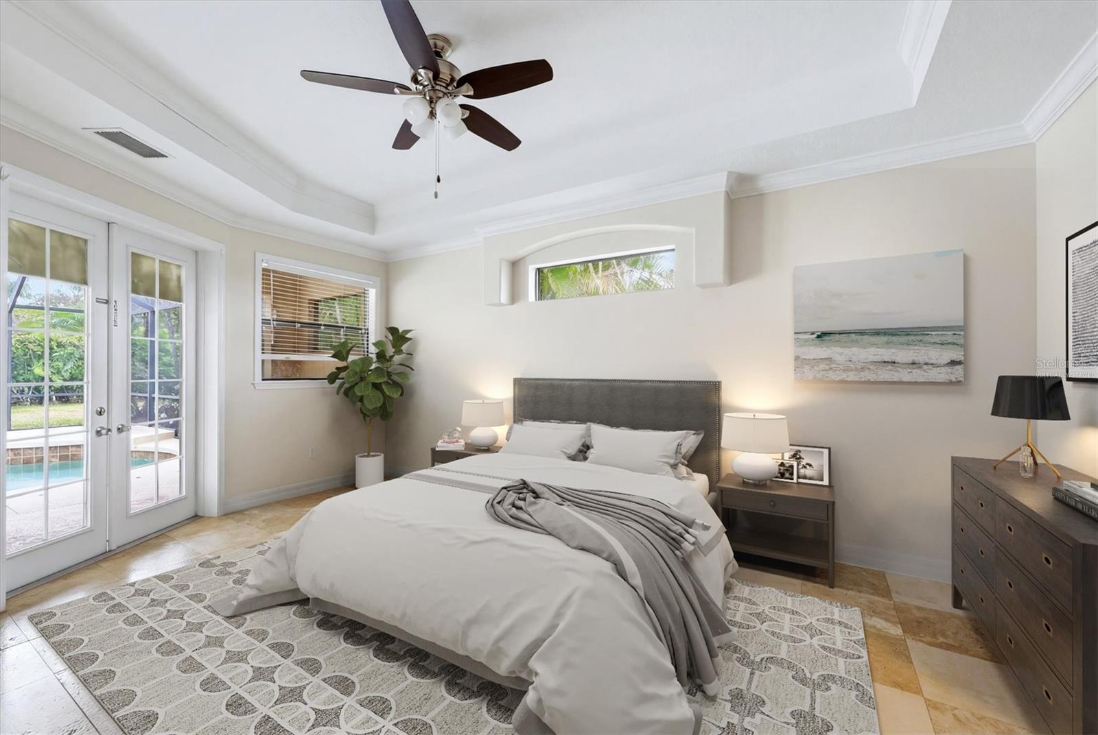 SECLUDED OAKS - Residential