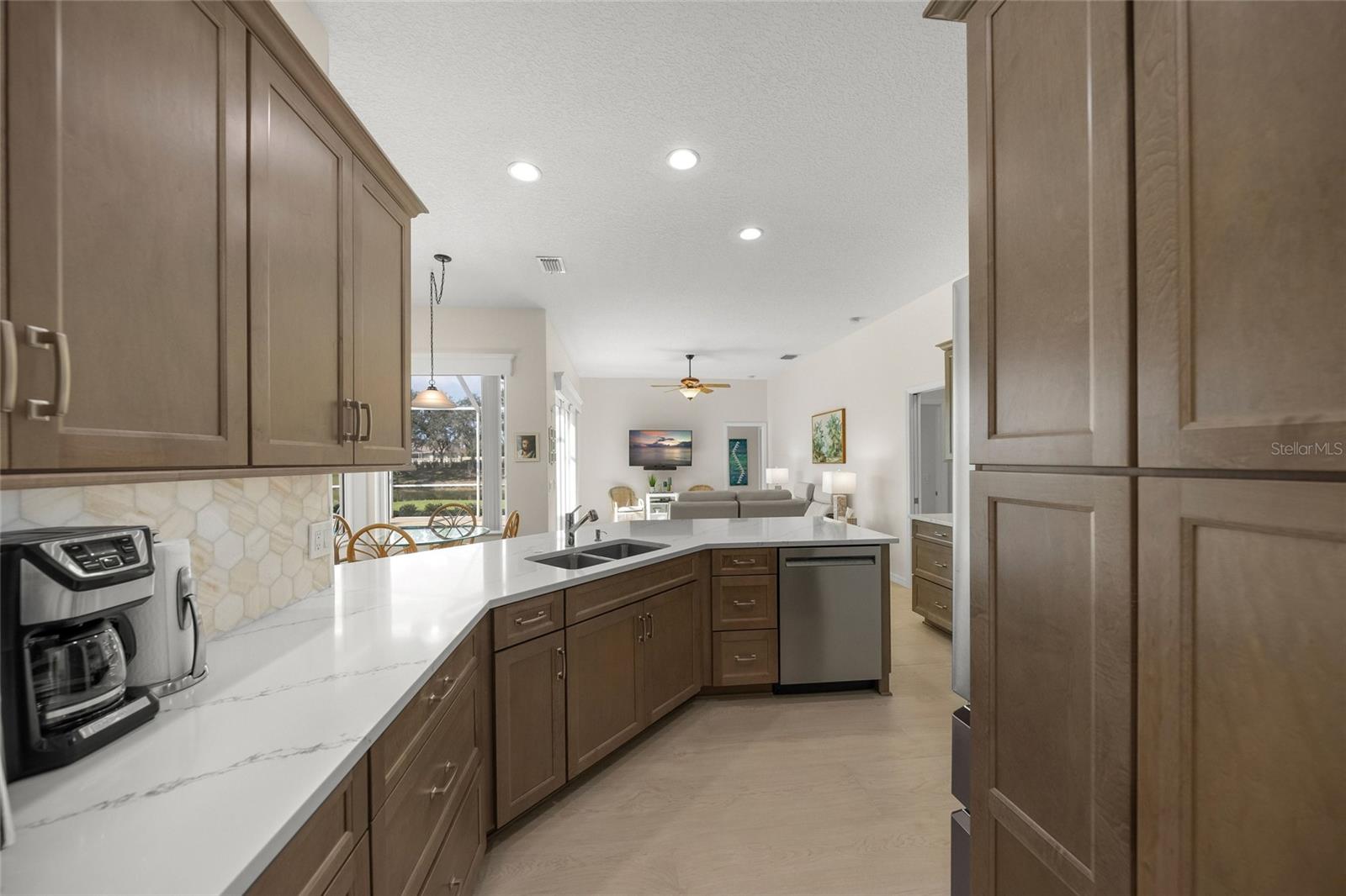 LAUREL MEADOWS - Residential