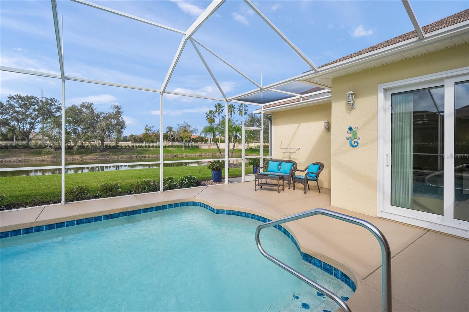 LAUREL MEADOWS - Residential