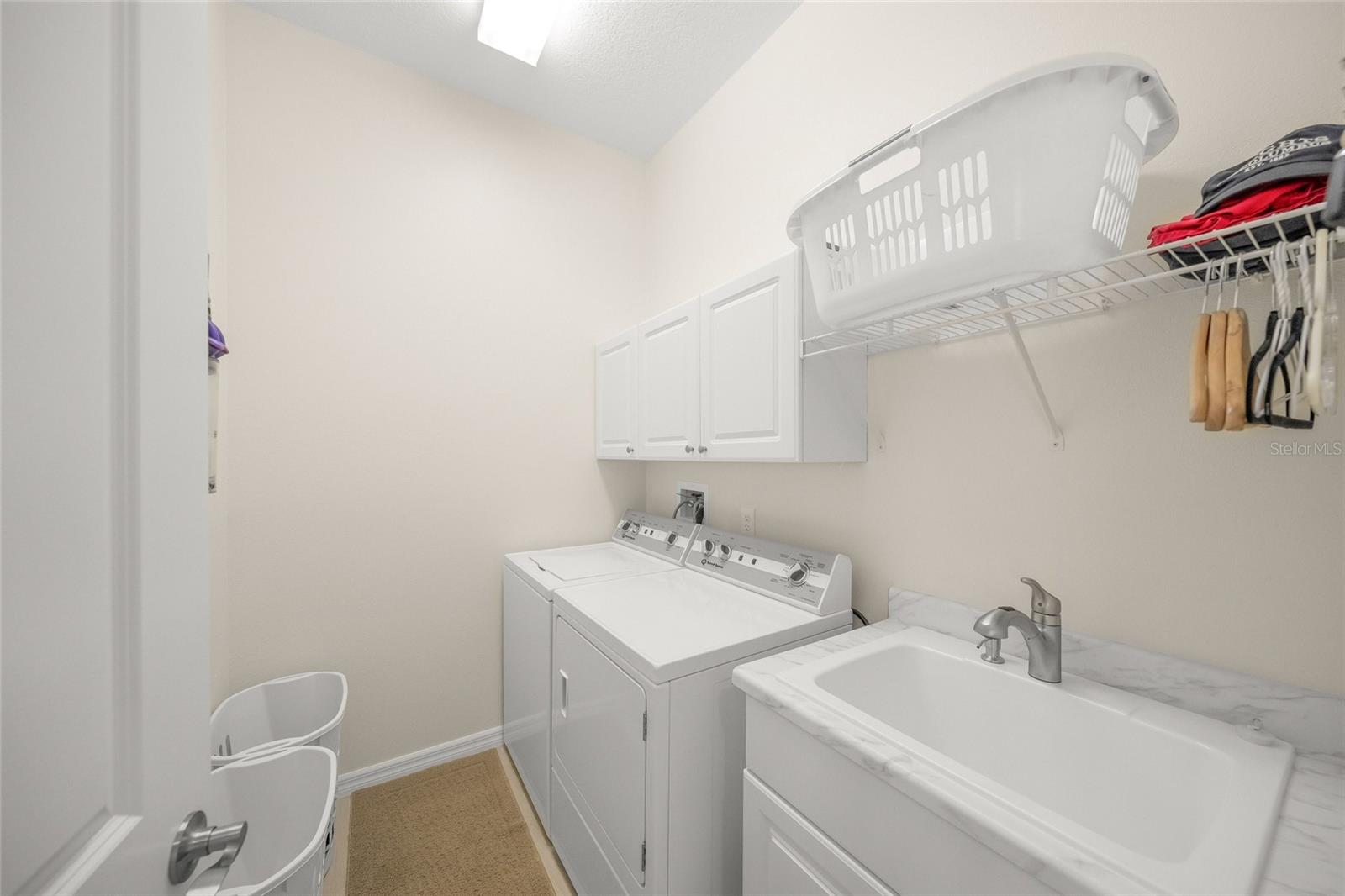 LAUREL MEADOWS - Residential