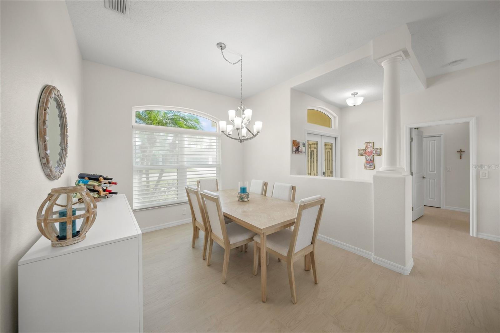 LAUREL MEADOWS - Residential