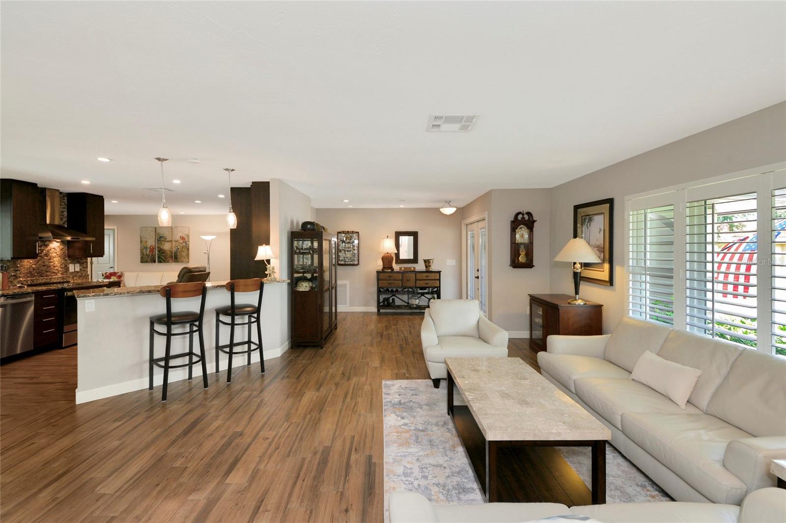 SOUTHBAY YACHT & RACQUET CLUB - Residential