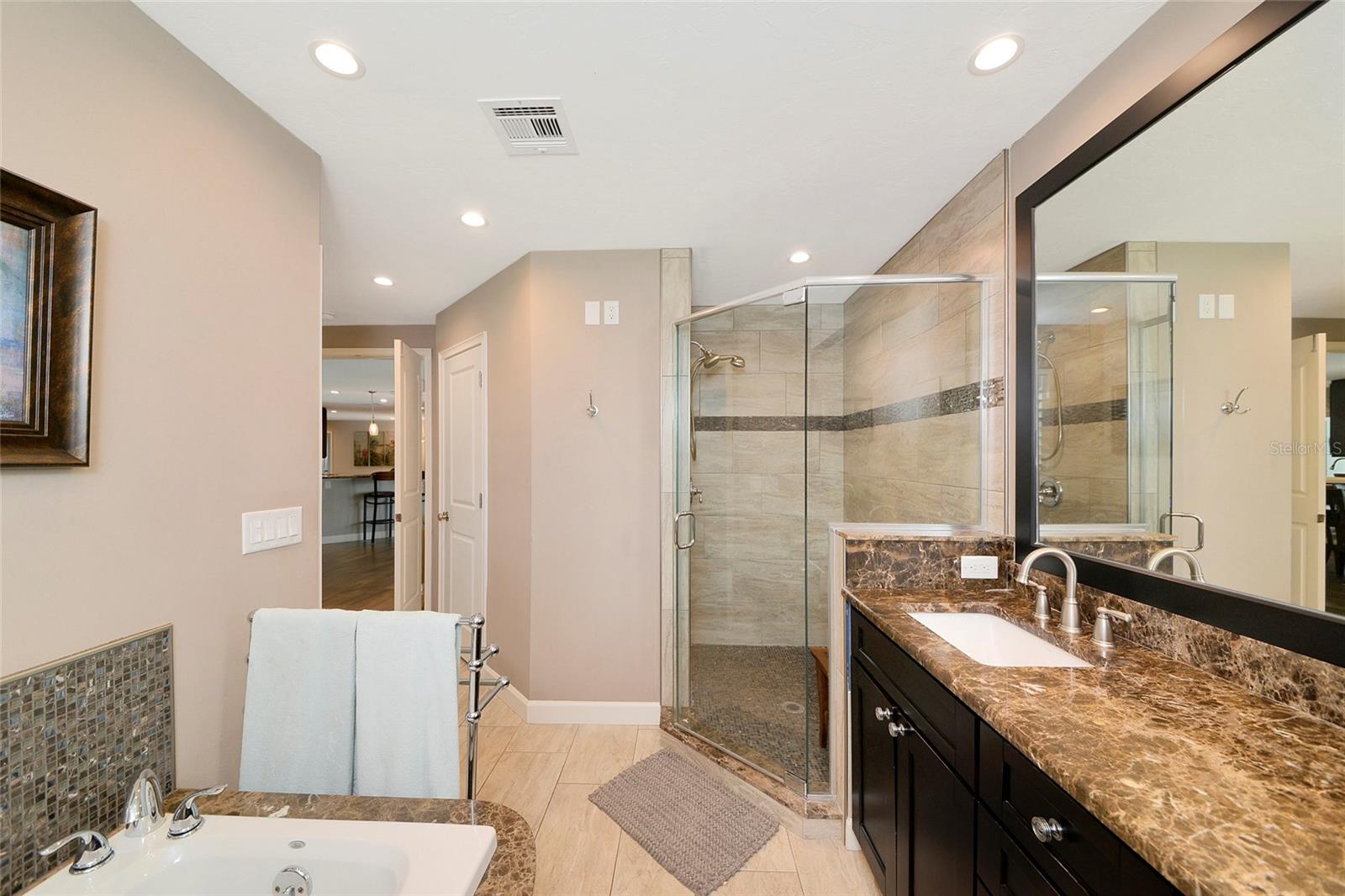 SOUTHBAY YACHT & RACQUET CLUB - Residential