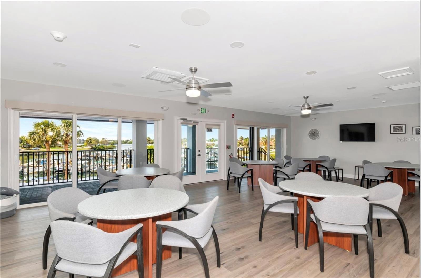 SOUTHBAY YACHT & RACQUET CLUB - Residential