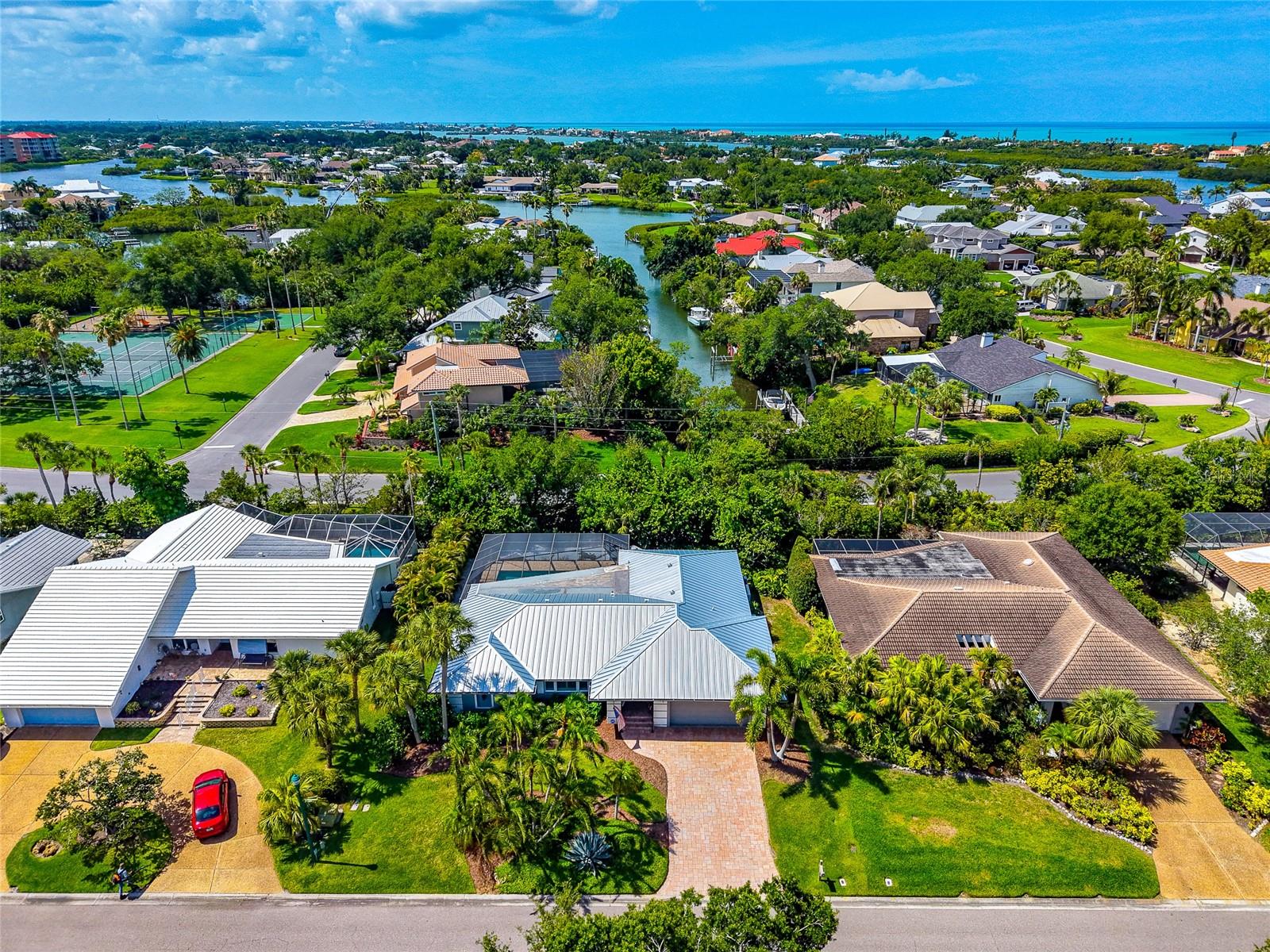 SOUTHBAY YACHT & RACQUET CLUB - Residential