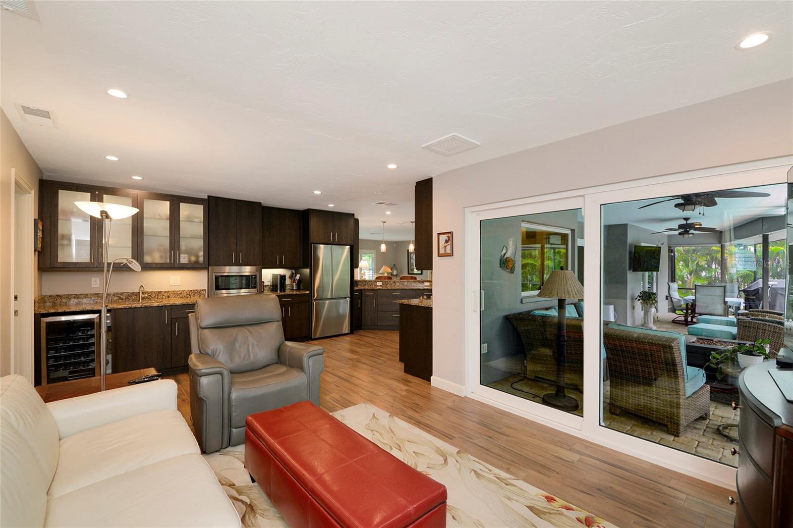 SOUTHBAY YACHT & RACQUET CLUB - Residential