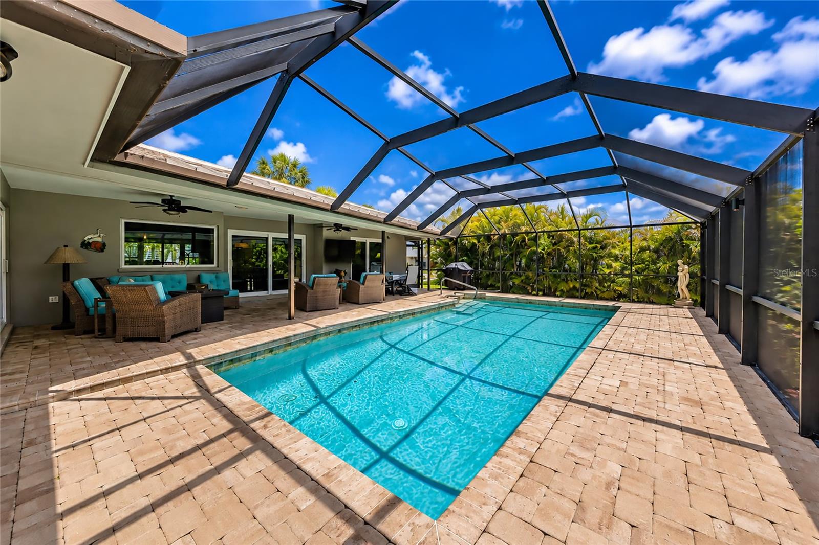SOUTHBAY YACHT & RACQUET CLUB - Residential