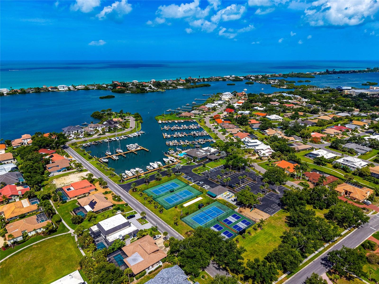 SOUTHBAY YACHT & RACQUET CLUB - Residential