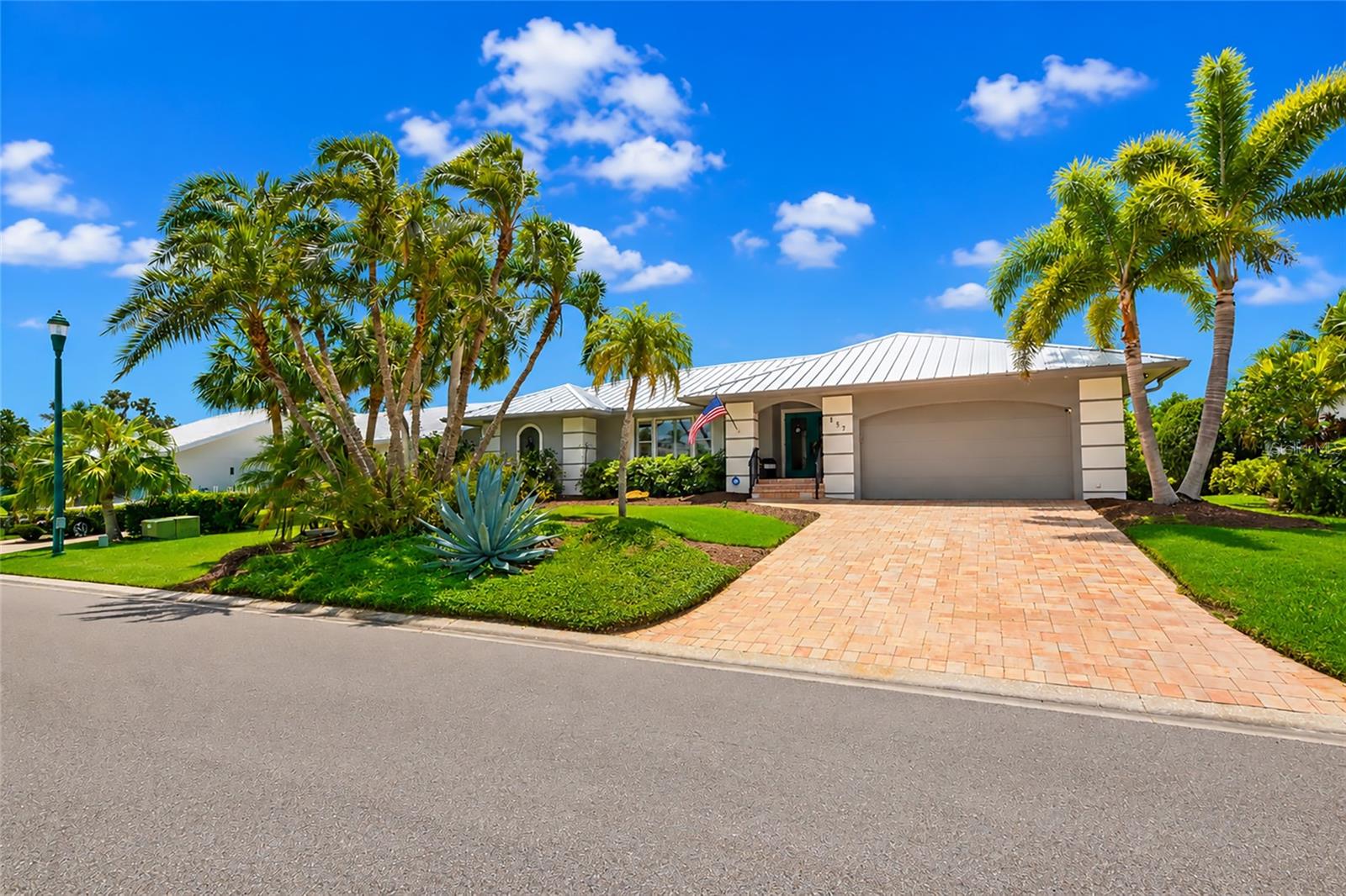 SOUTHBAY YACHT & RACQUET CLUB - Residential
