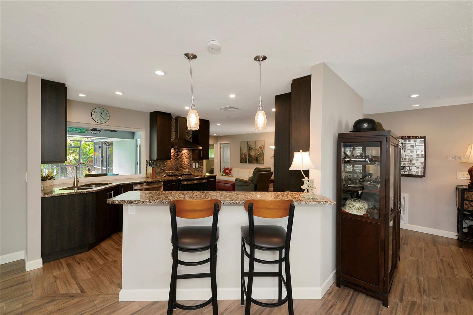 SOUTHBAY YACHT & RACQUET CLUB - Residential