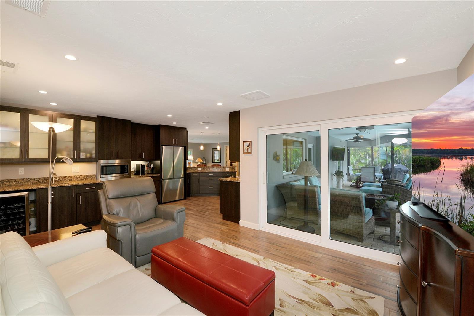 SOUTHBAY YACHT & RACQUET CLUB - Residential