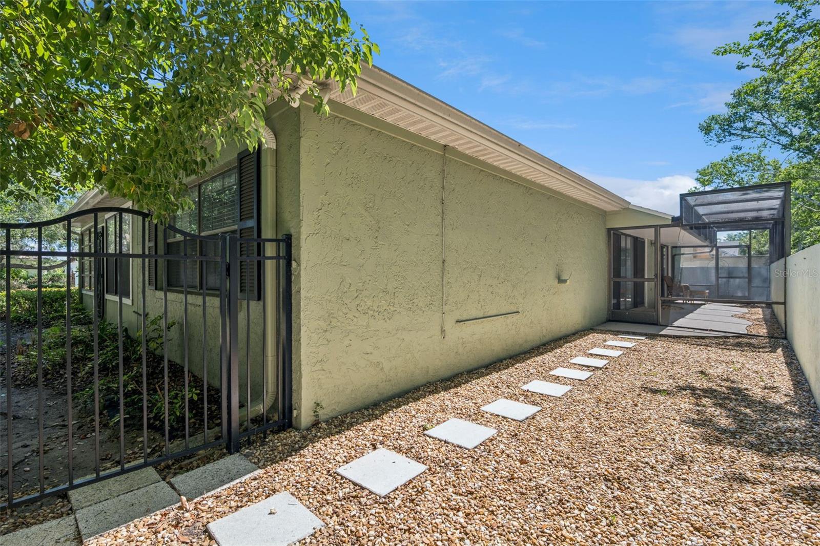 ERROL HILLS VILLAGE - Residential