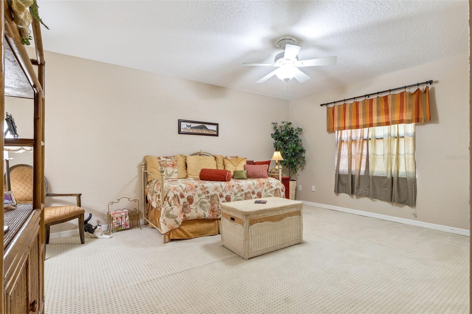 ERROL HILLS VILLAGE - Residential